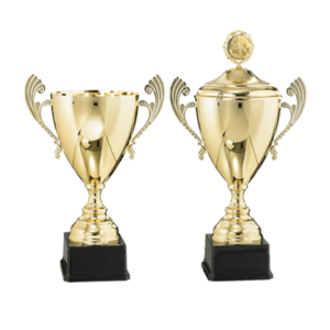 Klassisk pokal guldfärgad med handtag och med vart sockel