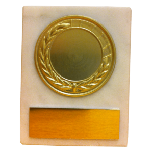 Marmorplakett med kransjetong i metall, guld silver brons 54x75mm